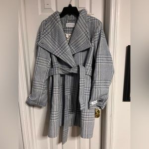 Women's Calvin Klein coat. Blue/white plaid. Size XLP. Worn once $175